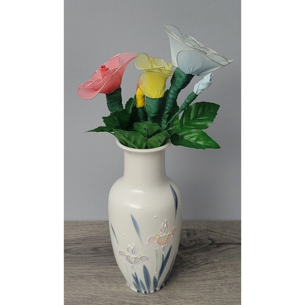 VTG Floral Lite Otagiri Hand Painted Japanese Vase w/ Nylon Stocking Flowers